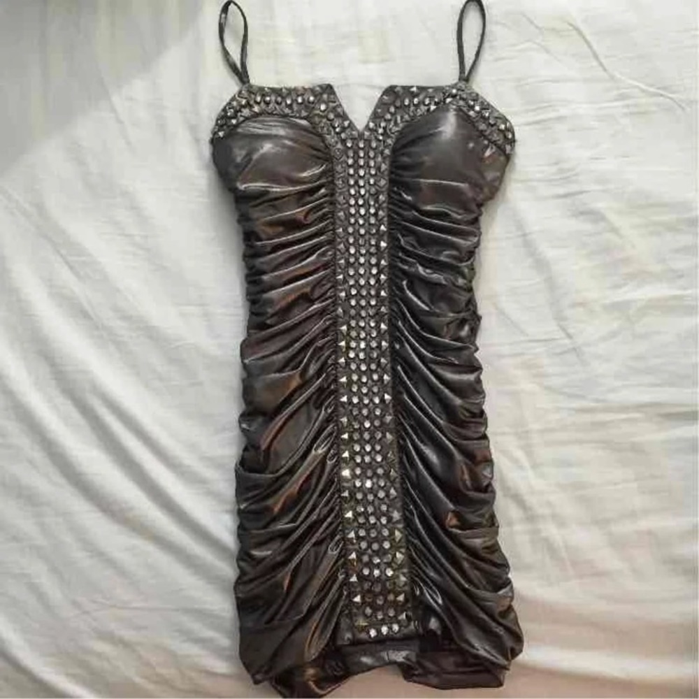 Bebe dress